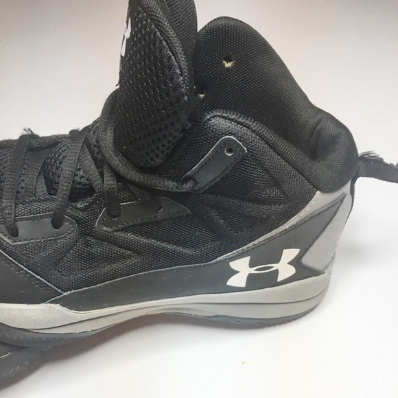 Under Armour kids sneakers 👟 7 - Picture 2 of 8